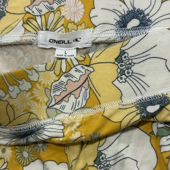 O’Neill Daisy Belle Floral Flare pants - Picture 3 of 4